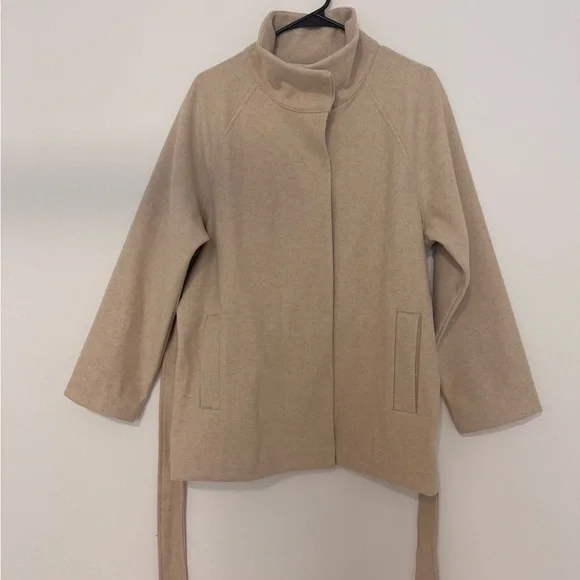 Banana Republic Light - weight Brushed jacket - Picture 3 of 4